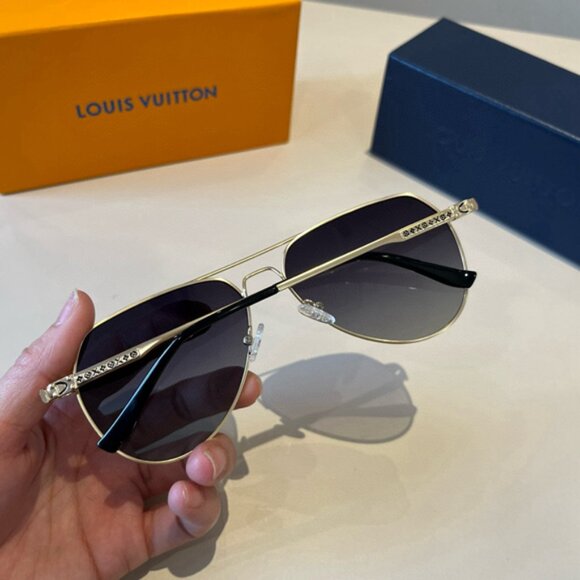 Louis Vuitton Gold Metal Frame Black Sunglasses - Picture 3 of 7